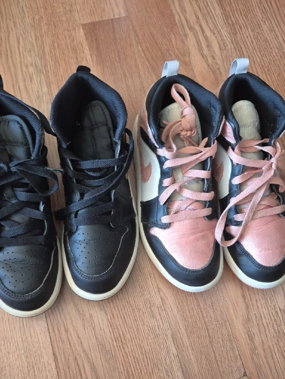 Nike Kids High-Top Sneakers in Black, Gold, Pink and White